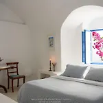 Aghios Artemios Traditional 3* Imerovigli (Santorini)