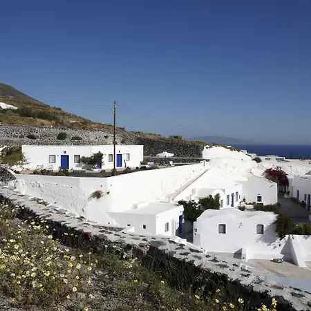 Aghios Artemios Traditional Hotell 3*