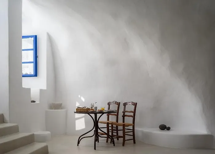 أغيوس أرتيموس تراديشونال هاوسيرز