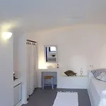 Aghios Artemios Traditional 3* Imerovigli (Santorini)