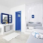 Aghios Artemios Traditional Hotel 3*