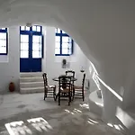 Aghios Artemios Traditional 3* Imerovigli (Santorini)