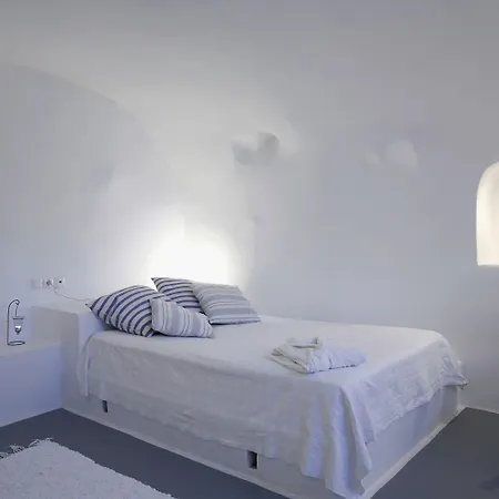 Hotel Aghios Artemios Traditional