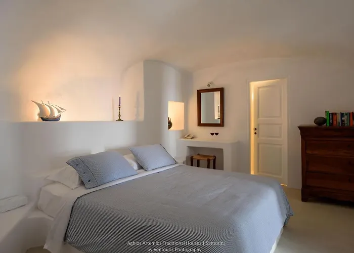 Hotel Aghios Artemios Traditional