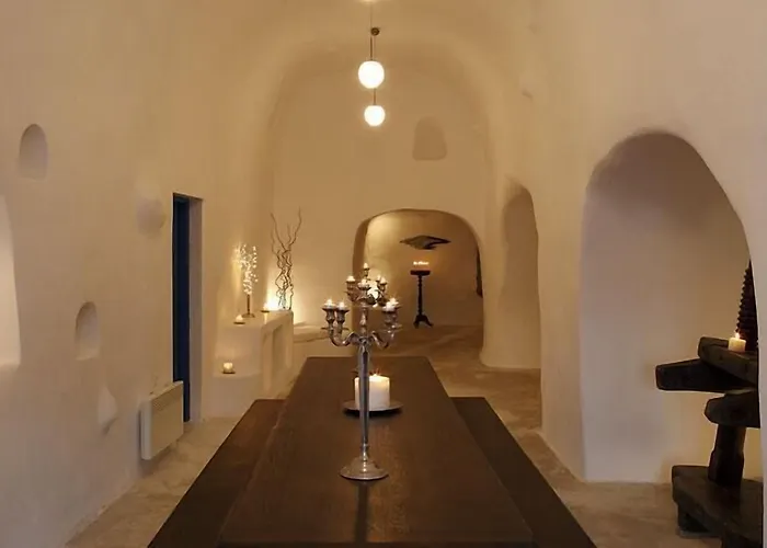 Aghios Artemios Traditional 3* Imerovigli (Santorini)